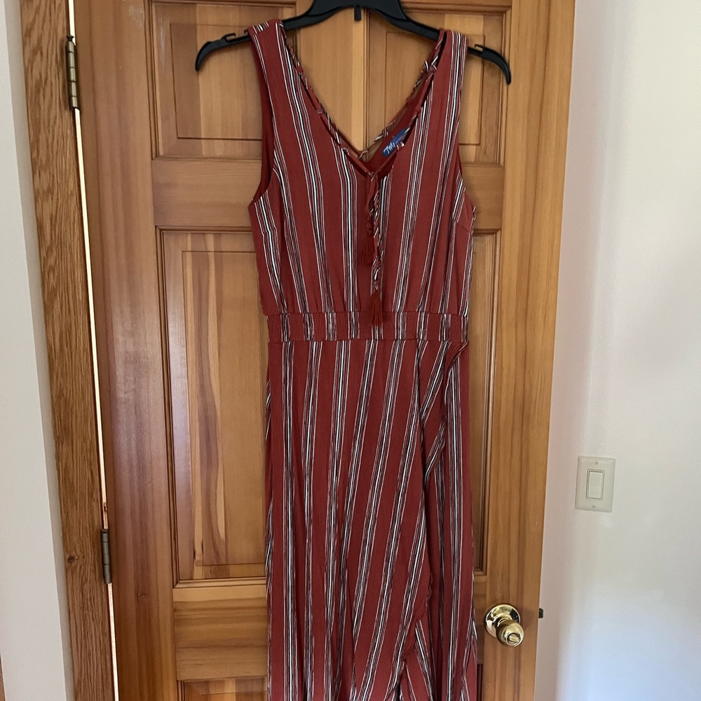 Truly Me women’s split wrap midi dress, size large